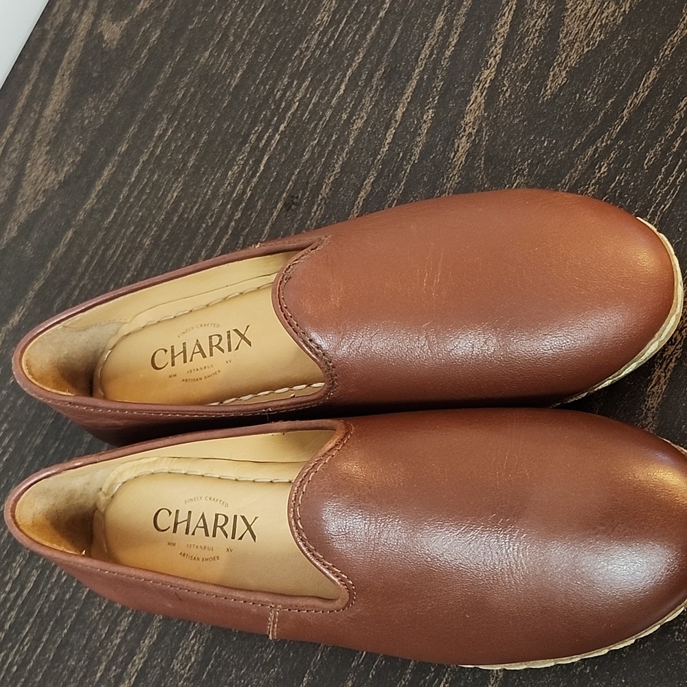Classic Brown Leather Loafers - Picture 3 of 6